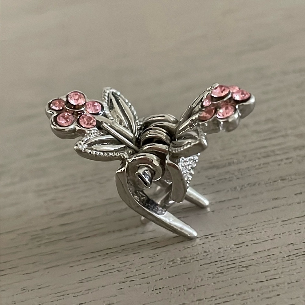 ✨Clearance✨Vintage Silver and Pink Crystal Flower Hair Clip